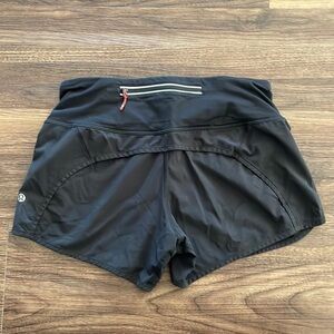 Black Lulu lemon shorts